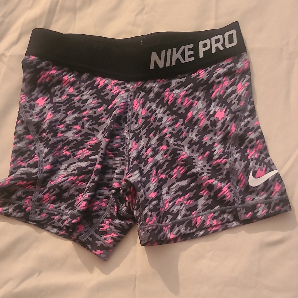 Nike Pro Women's Digital Camo Shorts - Pink and Gray